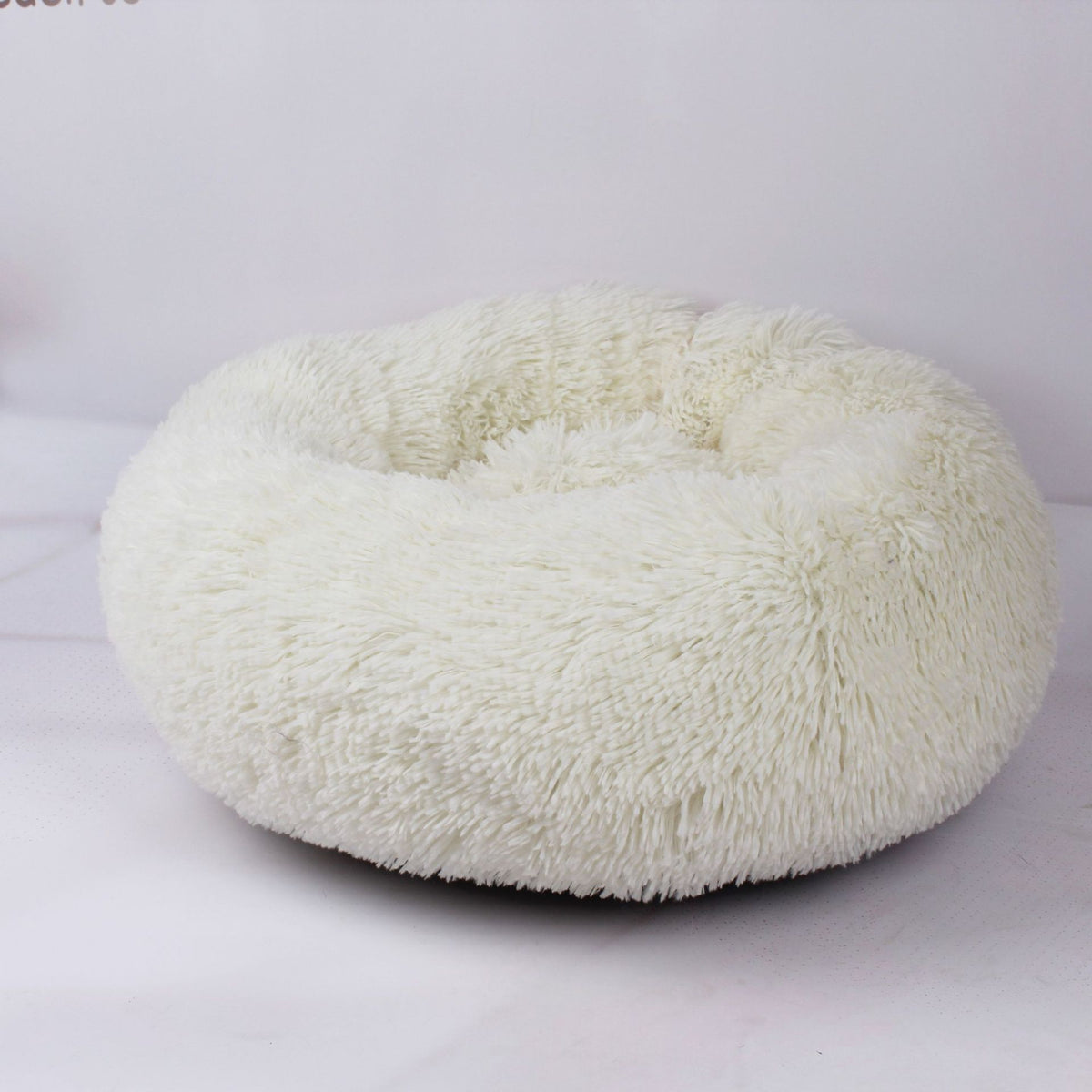 Donut Dream™ Plush Donut Pet Bed – photo 15