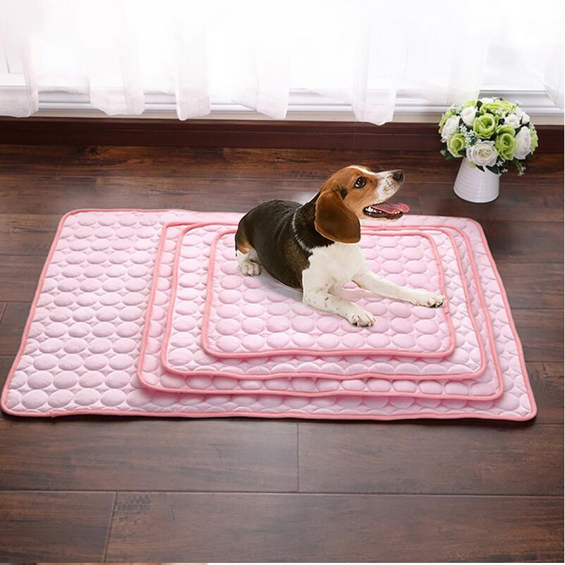 Chill Out™ Ice Silk Cooling Pad – photo 5