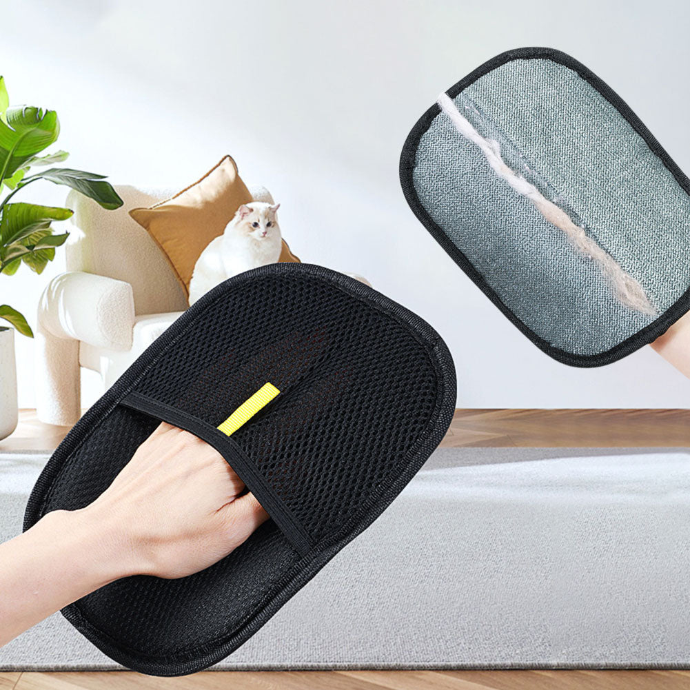 Fur Catcher™ Deshedding Grooming Mitt – photo 5