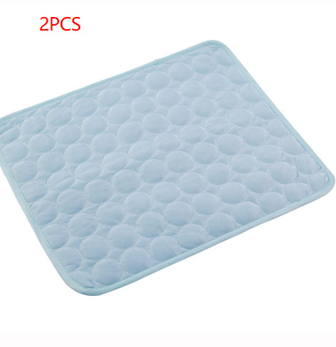 Chill Out™ Ice Silk Cooling Pad – photo 11